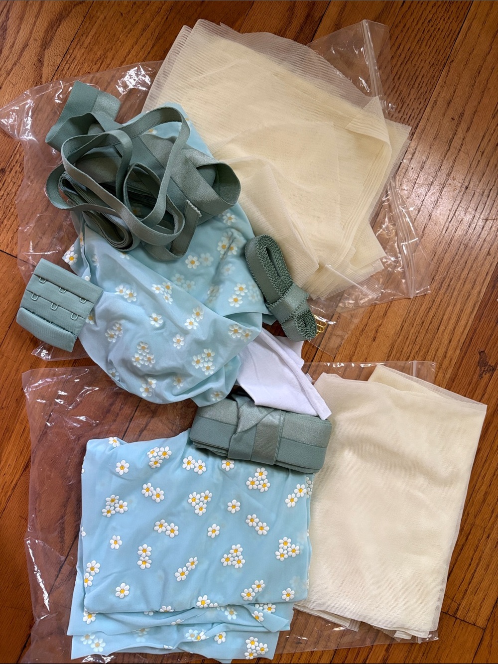 2 Madalynne simplicity 8229 diy kits. Blue daisy